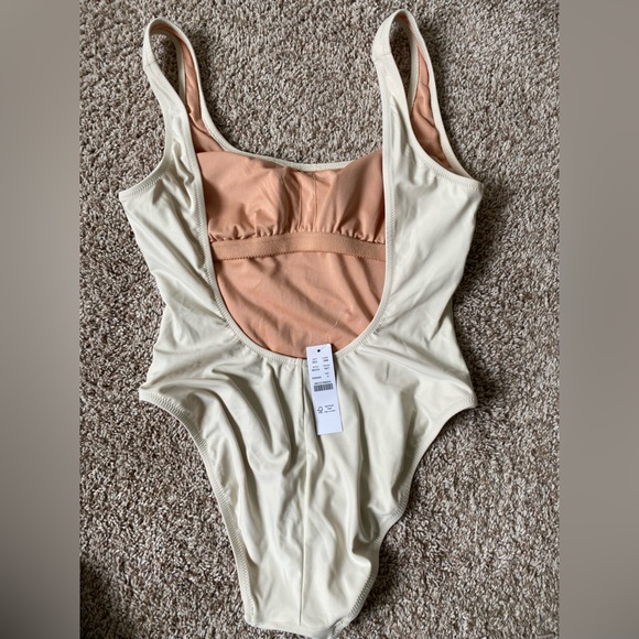 NWT J. Crew Heritage scoopback one-piece swimsuit 4 - Picture 3 of 10